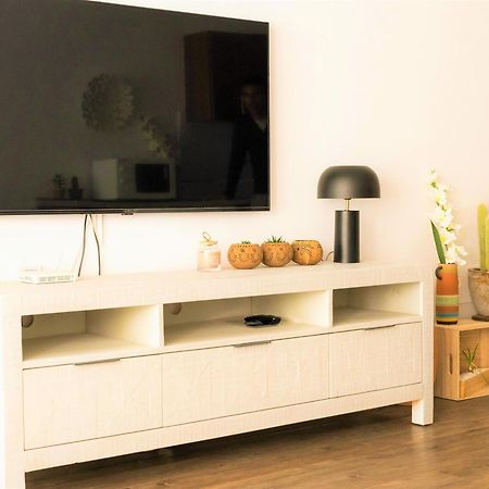Beautiful One Bedroom Ground Floor Apartment - Veraluna Tías Buitenkant foto